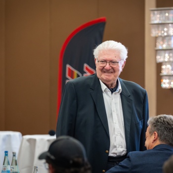 Zum 80. Geburtstag von Dr. Volker Himmelseher gratulieren wir herzlich und mit großer Dankbarkeit.