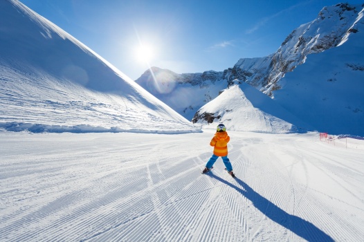 Den Artikel lesen: Skitag mit Kindern: So wird der Spaß im Schnee ein Hit